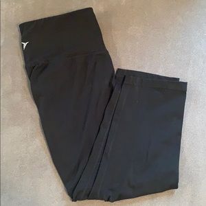 Cropped Black Leggings